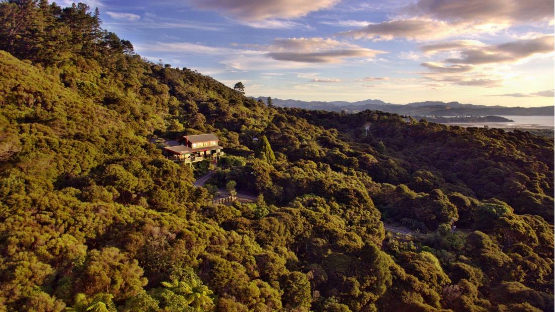 Stunning lodge stay in Coromandel