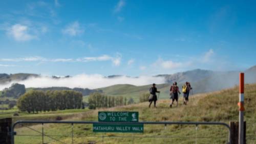 Heading out into the rolling hills of the Matahuru Valley