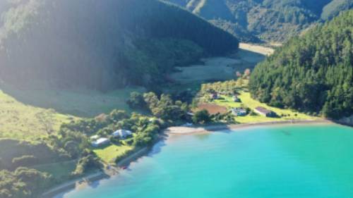 Spectacular Marlborough Sounds | M Crouch